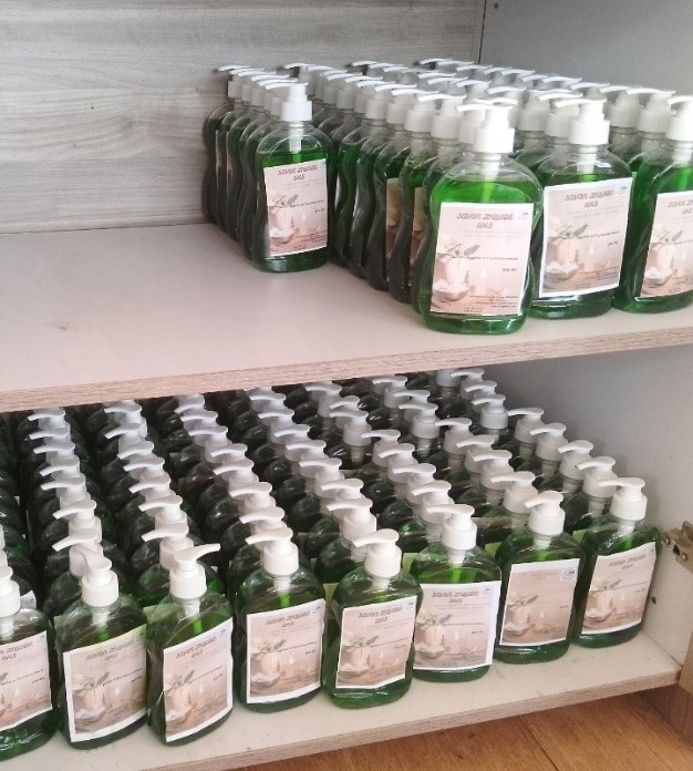 Le savon liquide fabriqué par UHS en reponse aux maladies hydrique sous les FHRDC